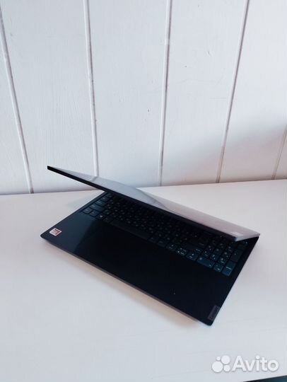 Стильный Lenovo full hd(ssd/A9/4)