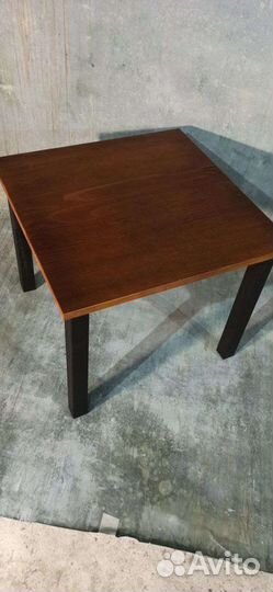 Журнальный столик