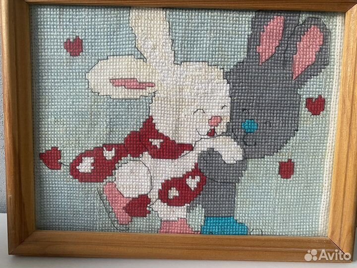 Вышивка крестиком «Зайки»