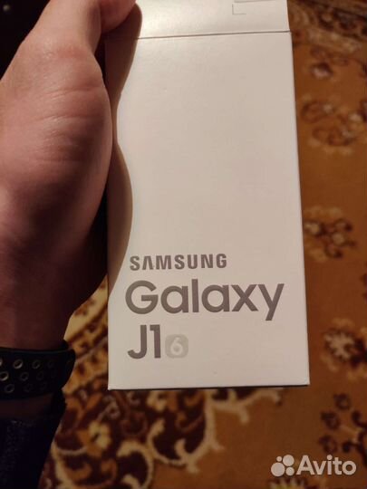 Телефон Samsung j1 2016 на запчасти