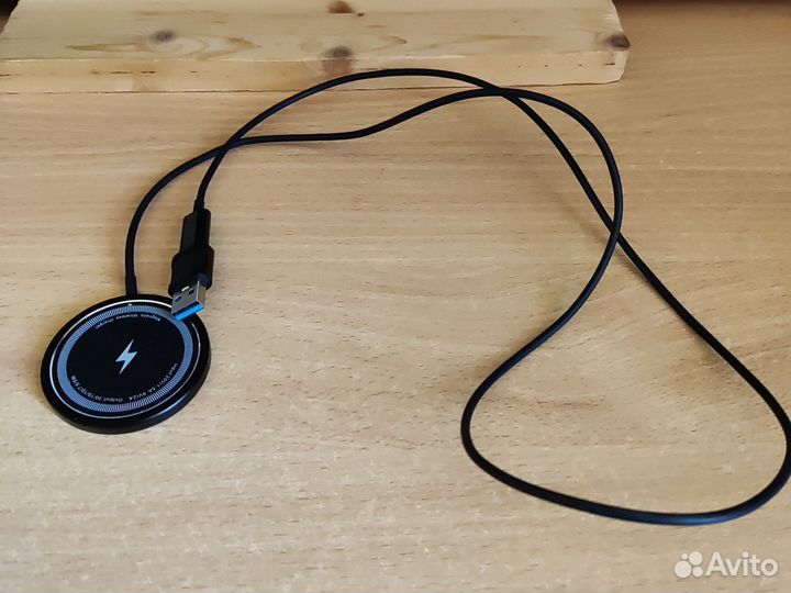 Магнитная зарядка для iPhone