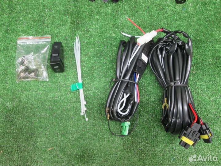 Туманка Toyota Probox NCP51