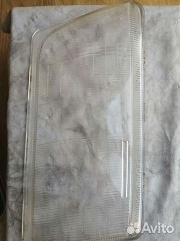 Стекло фары правое для Audi A8