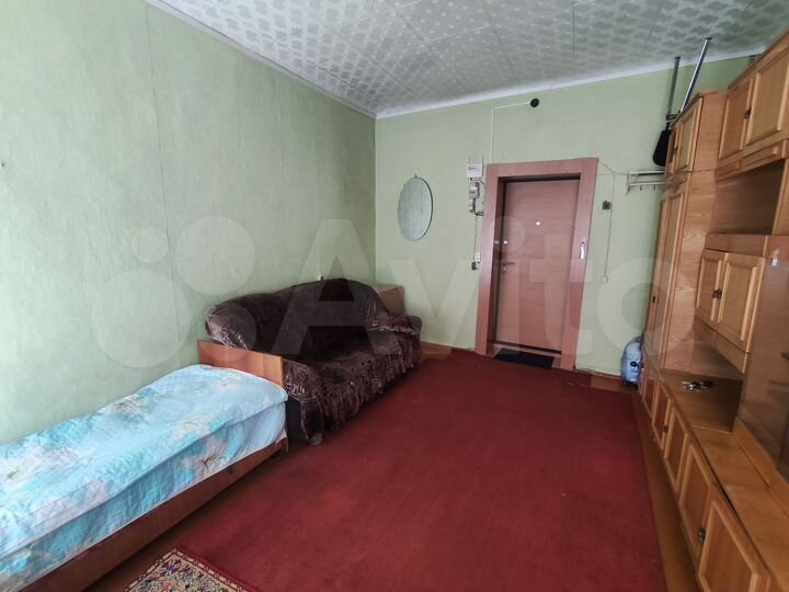 Комната 17,5 м² в 4-к., 1/3 эт.