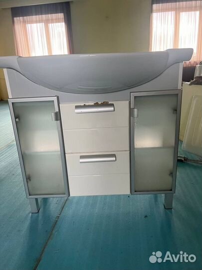 Унитаз и раковина