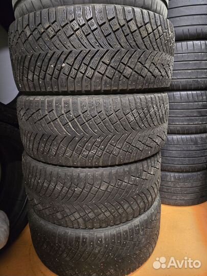 Michelin X-Ice North 4 SUV 265/40 R22
