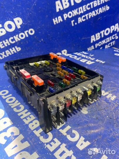 Блок предохранителей Volkswagen Passat Cc седан