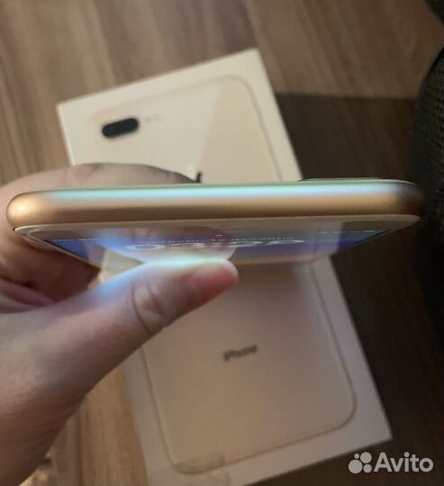 iPhone 8 Plus, 64 ГБ