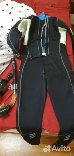 Гидрокостюм