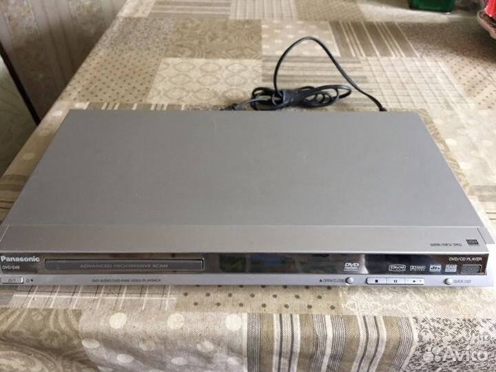 DVD player panasonic S-49 с дисками