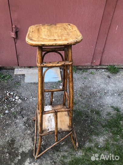 Полка под цветок