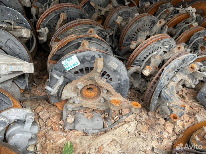 Передний кулак Киа Соренто Прайм