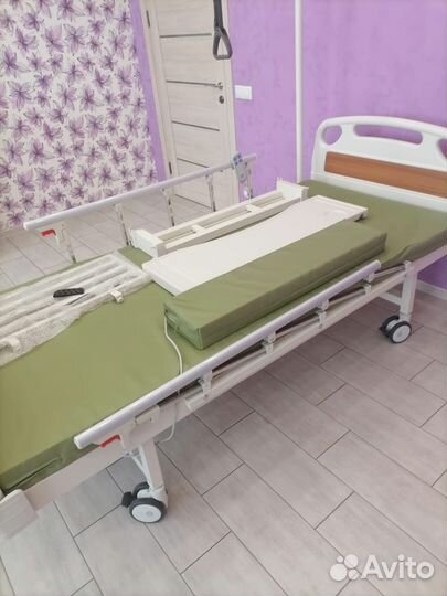 Медицинская кровать для лежачих больных