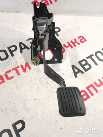 Педаль тормоза Hyundai Accent седан 1.5 G4EC 2007