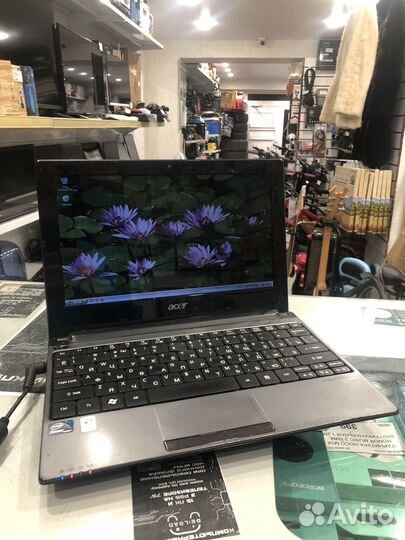 Нетбук Acer aspire one