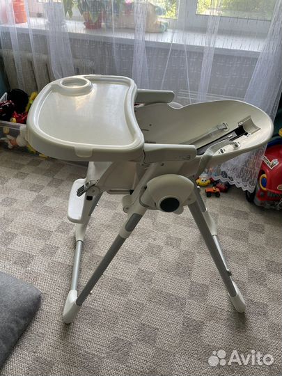Детский стульчик для кормления peg perego