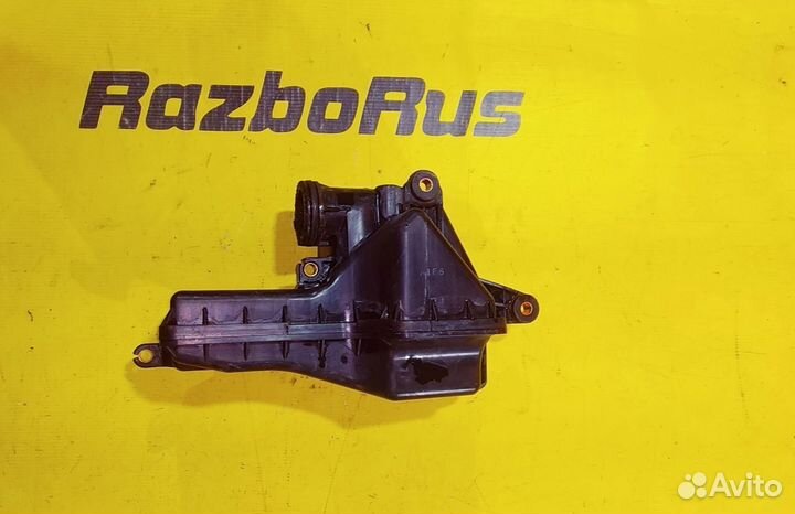 Корпус воздушного фильтра Mitsubishi Mirage Dingo