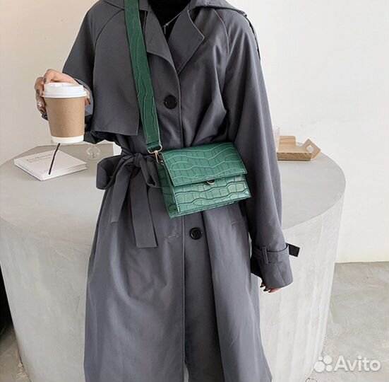 Сумка на плечо маленькая зеленая