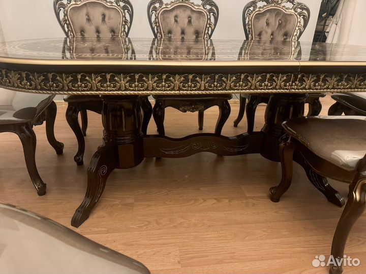 Продам стол 160-200 см новый