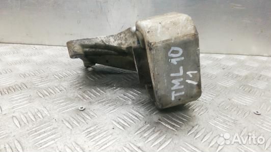 Подушка двигателя дизельная jeep grand cherokee WK
