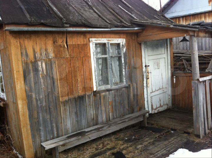 Дача 20 м² на участке 6 сот.