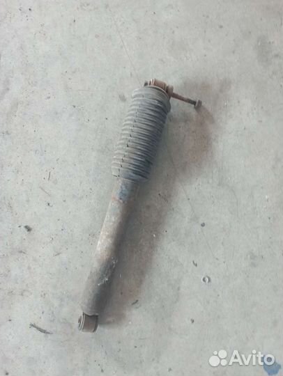 Демпфер рулевой Jeep Grand Cherokee WJ