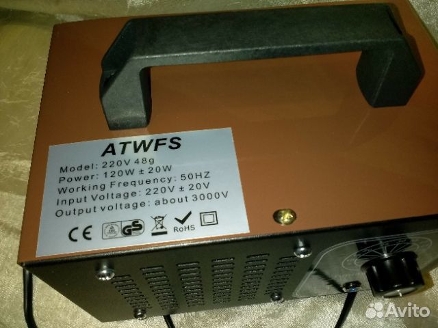 Мощный озонатор воздуха 48г.\ч для авто, помещений