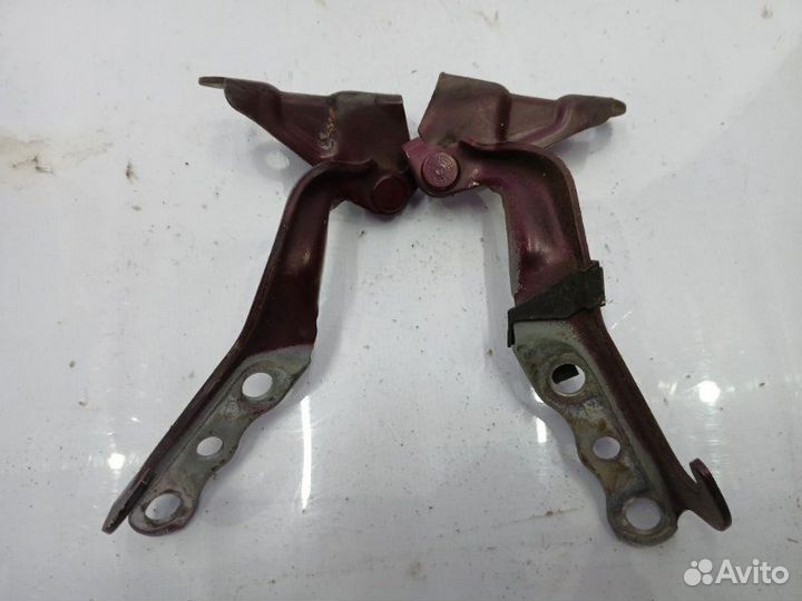 Петля капота Toyota Caldina ST190G 4S-FE 1995