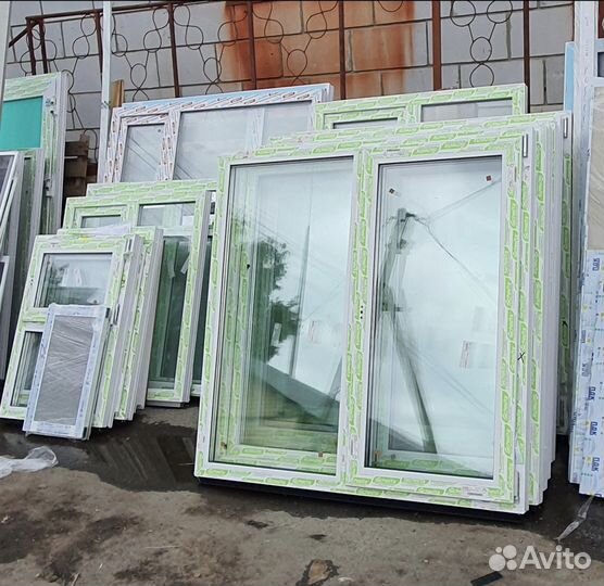 Пластиковые окна двери лоджии