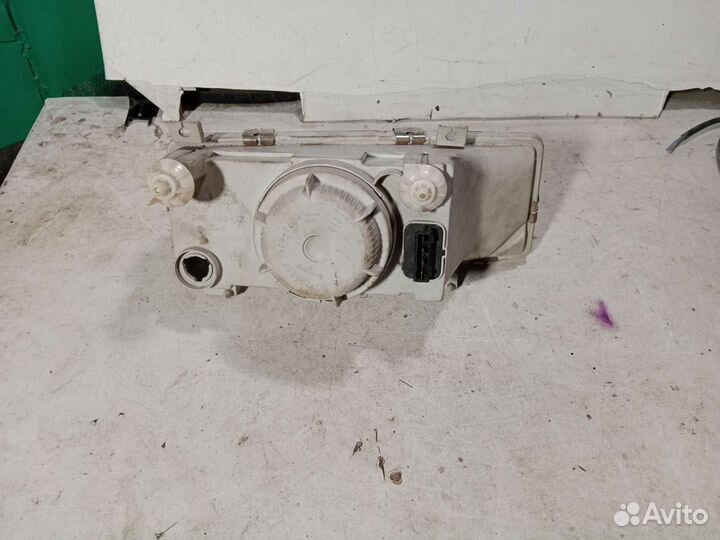 Фара левая Skoda Felicia Новая hella