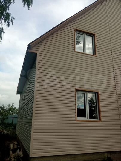 Дом 145 м² на участке 5 сот.