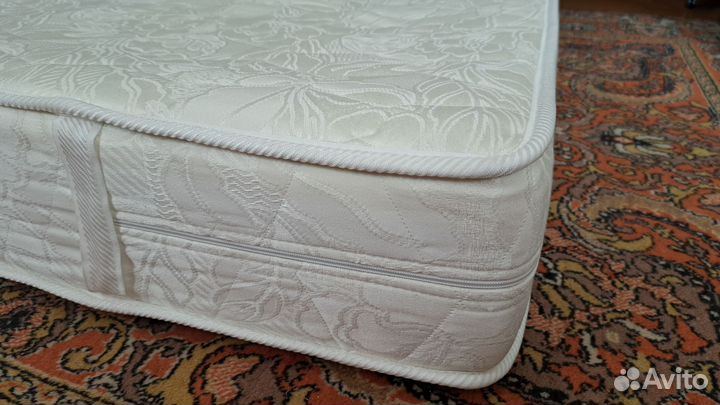 Матрас 160х200