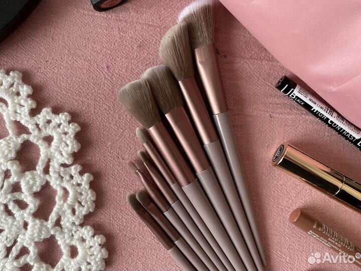 Кисти для макияжа