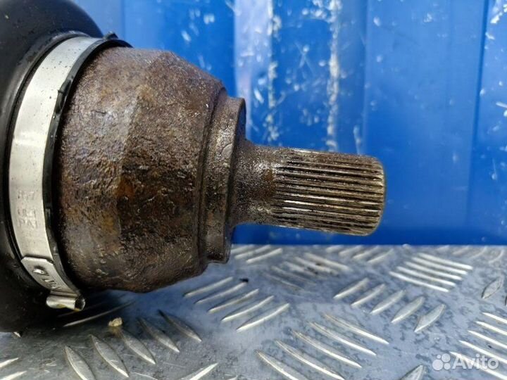 Привод передний правый Ford Focus 1.4 asdb 2007