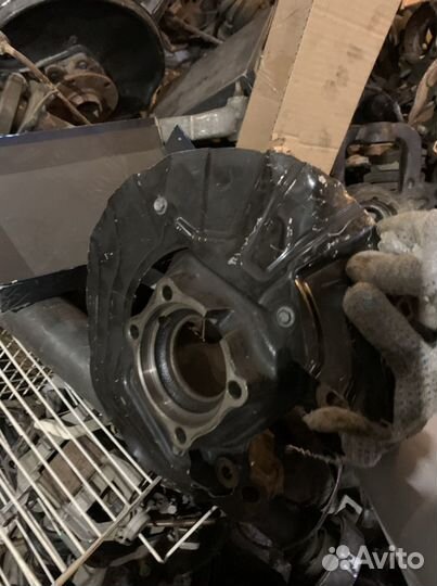 Передний Правый кулак бмв x3 f25