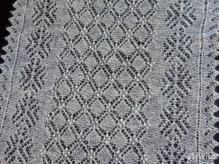 Палантин пуховый 