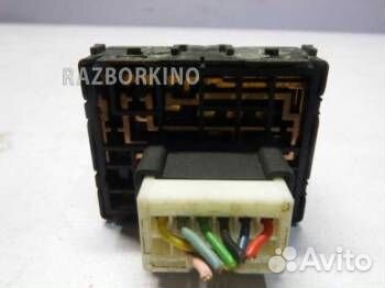 Кнопка регулировки зеркала