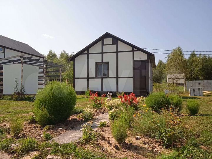 Дом 54 м² на участке 6 сот.