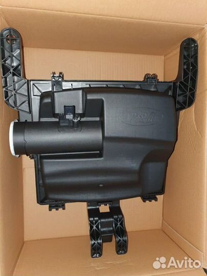 Корпус воздушного фильтра ford transit 2.2 FWD 14