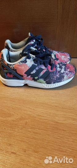 Кроссовки adidas 30