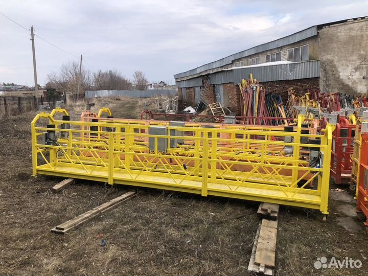 Фасадный подъемник(люлька строительная zlp 630)