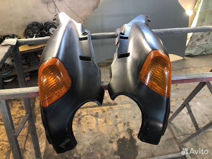 Пластик kawasaki ZZR1100