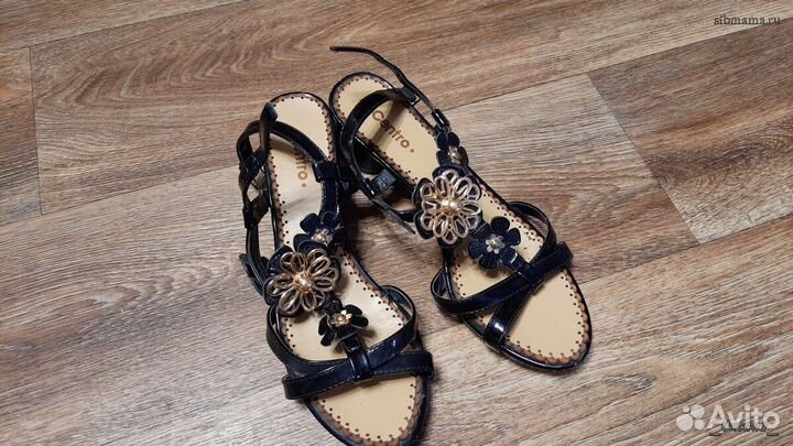 Босоножки женские