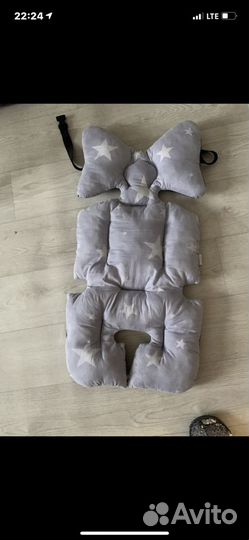 Подушка-позиционер в коляску