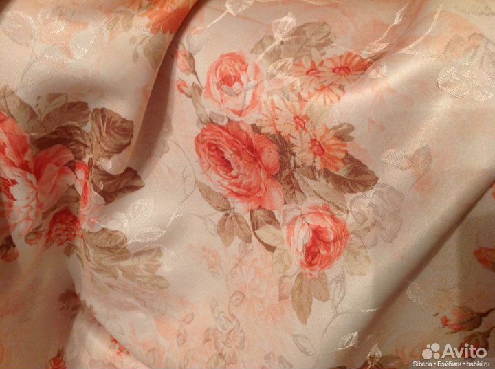 Атлас-жаккард отрезы