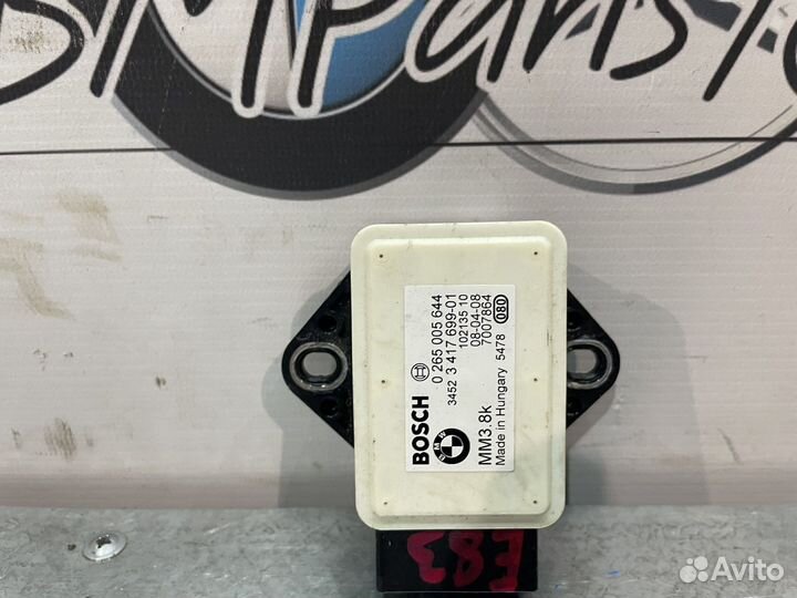 Датчик ускорения BMW X3 E83 LCI E90