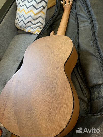 Гитара Yamaha c40m
