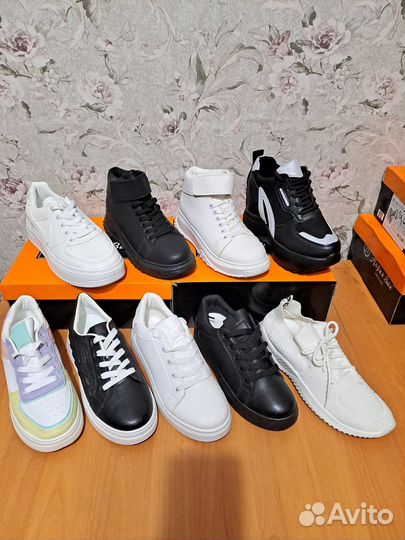 Одежда,обувь,шапки, кофты,сумки,перчатки