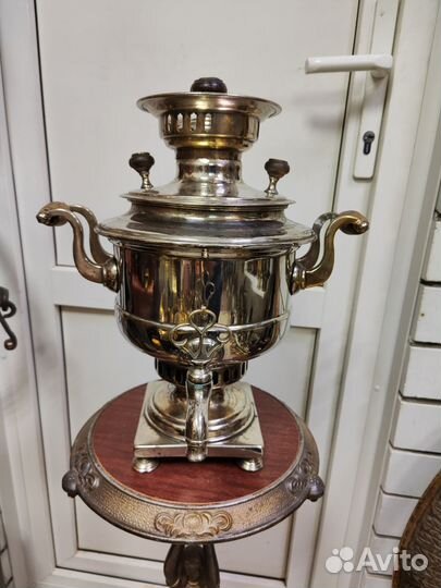 Самовар старинный на дровах. Салищев