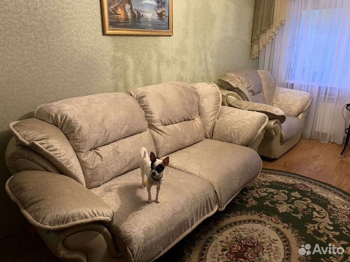 Перетяжка мягкой мебели на дому